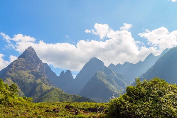 Get To Know The Tallest Peaks in South East Asia